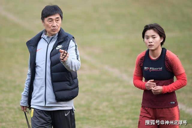 周启豪：与陈幸同分手后事业突围再创佳绩